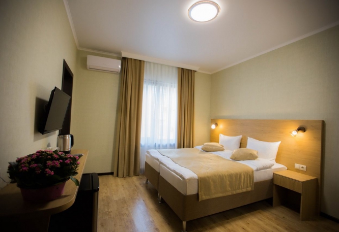 standard-room6.jpg