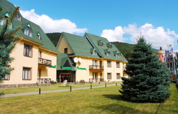 Отель 1700 м² с рестораном, купить на Красной поляне
